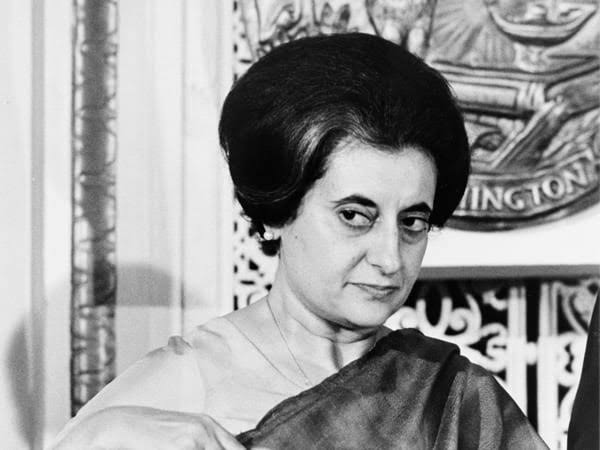 ரிசர்ச் அண்ட் அனலைசிஸ் விங்ஸ்