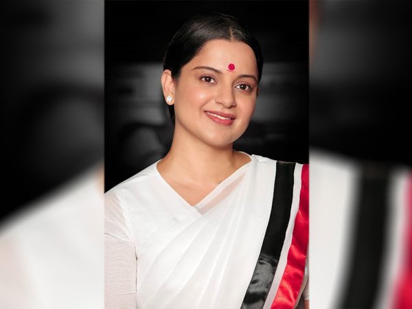 வெள்ளை நிற புடவை