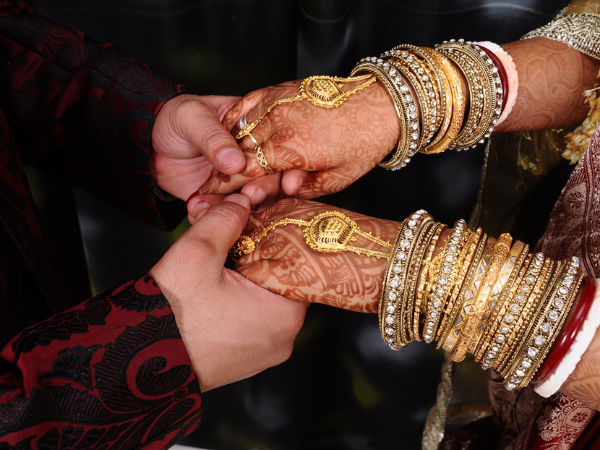ஆன்லைனில் சடங்கு