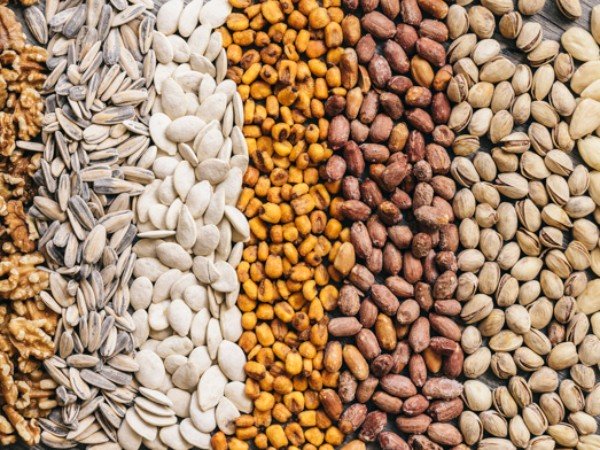 விதைகள் மற்றும் நட்ஸ்