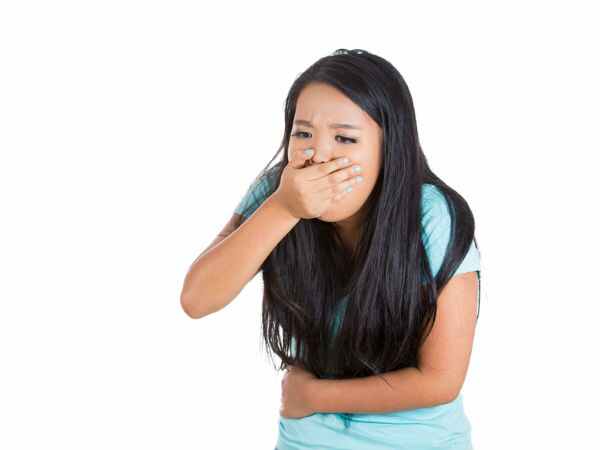 அழுக்கு அல்லது பீரின் மீது அமர்வது