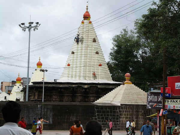 கோலாப்பூர் மகாலட்சுமி கோயில் (மேற்கு)
