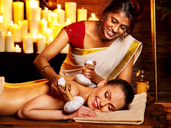 ஆயுர்வேத மசாஜ்