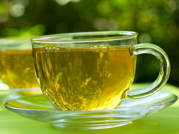 க்ரீன் டீ மற்றும் எலுமிச்சை