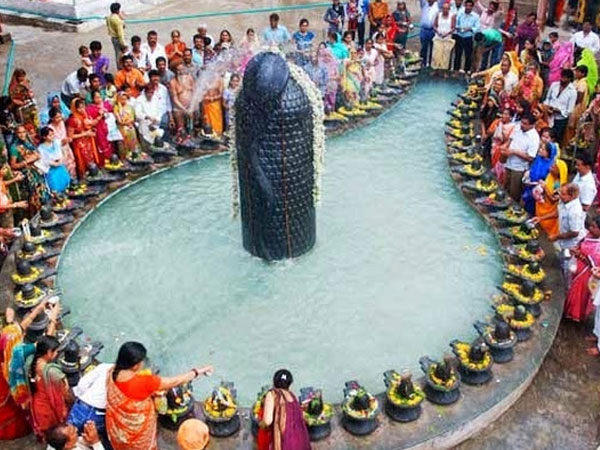 புனித கங்கை நீரின் சிறப்பு