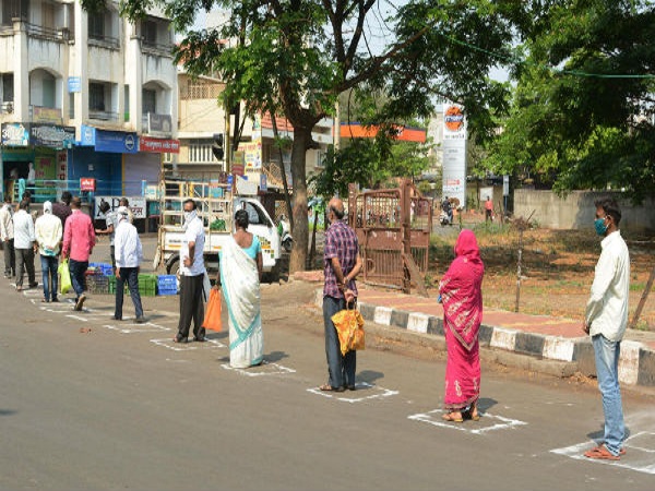 கொரோனாவைத் தடுக்கும் நடவடிக்கைகளைப் பின்பற்றவும்