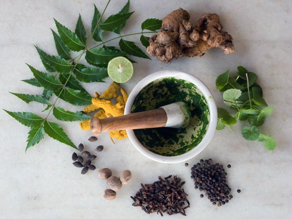 ஆயுர்வேத மருந்துகள் வயதானவர்களுக்கு மட்டுமே