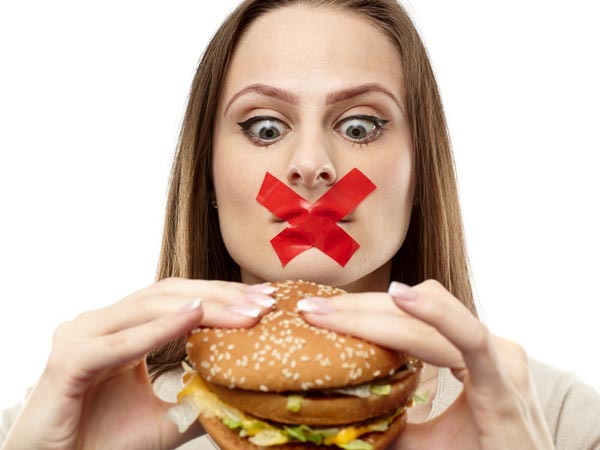 அதிகமாக சாப்பிடுவது உங்கள் எடையை மட்டும் அதிகரிப்பதில்லை இந்த ஆபத்துக்களையும் ஏற்படுத்துமாம்...!