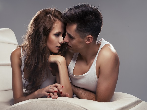 எப்போதும் உடலுறவைப் பற்றியே நினைச்சுட்டு இருக்கீங்களா? அதுக்கு காரணம் இதுவாகத்தான் இருக்கும்...!