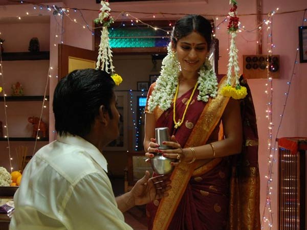 புதிதாக திருமணமான தம்பதிகளை ஏன் ஆடி மாதத்தில் பிரித்து வைக்கிறார்கள்?