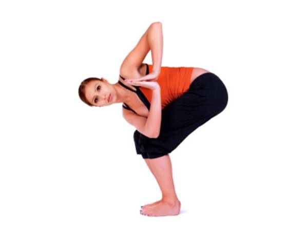 பரிவர்த உத்கடாசனா (Parivrtta Utkatasana)