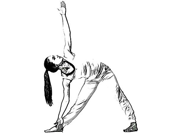 2. திரிகோனாசனா அல்லது முக்கோண நிலை (Trikonasana)