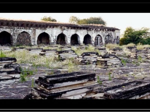 சுற்றுலா பயணிகளின் தயக்கம்