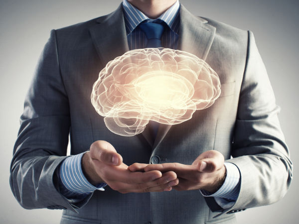 உங்க மூளை வளர்ச்சிக்கும் ஞாபக சக்தி அதிகரிக்கவும் உதவும் உணவுகள் என்னென்ன தெரியுமா?