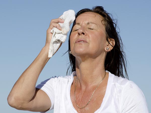 மெனோபாஸ் என்றால் என்ன? அதுனால உங்களுக்கு என்ன பிரச்சனை ஏற்படும் தெரியுமா?