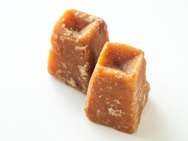 வெல்லத்தை உணவில் சேர்ப்பது நம் ஆரோக்கியத்தில் என்னென்ன அதிசய மாற்றங்களை கொண்டுவரும் தெரியுமா?