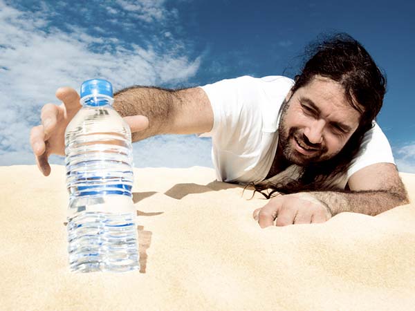 இந்த தருணங்களில் தண்ணீர் குடிப்பது உங்களுக்கு பல ஆபத்துக்களை ஏற்படுத்துமாம்... ஜாக்கிரதையா குடிங்க!