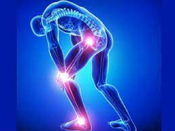 இந்த 4 உணவுகள் உங்களுக்கு இளமையிலேயே தீராத மூட்டு வலியை ஏற்படுத்துமாம்... ஜாக்கிரதையா இருங்க...!