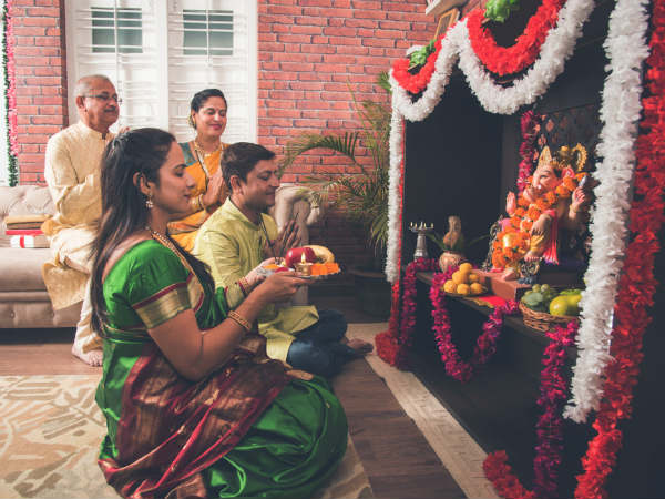 பெண்களை அவமதிக்கக்கூடாது