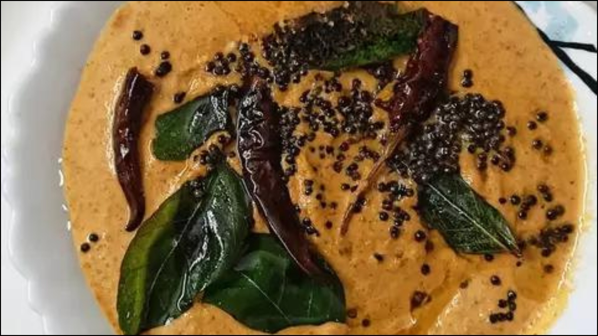 வெங்காயம், பூண்டு சேக்காமலே தக்காளி சட்னி செய்யலாம் தெரியுமா